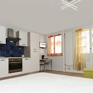 Blue Lagon Five Stars House Nice
